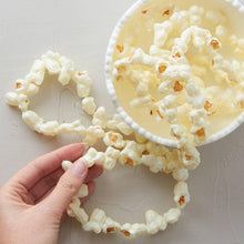 Load image into Gallery viewer, 6' Artificial Old Fashion Popcorn Garland