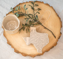 Load image into Gallery viewer, Texas State Ornament