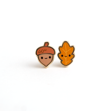 Load image into Gallery viewer, Fall Friends Earrings
